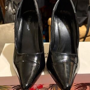 Liz Claiborne Black Patent Pointed-Toe Heels